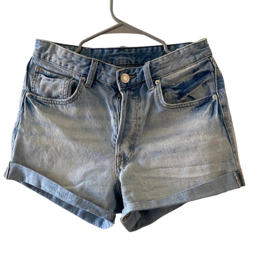 Denim medium wash shorts